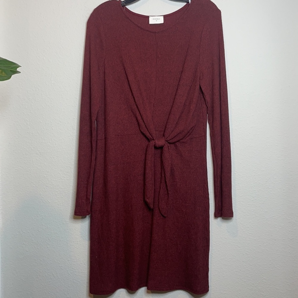 Everly Knot/tie Dress L - Picture 2 of 9